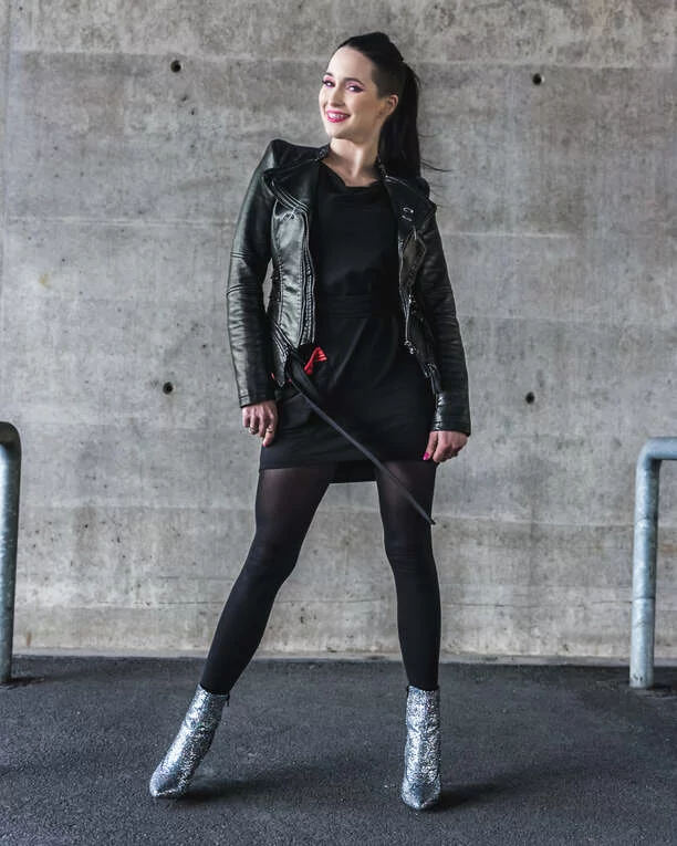 MEGA gorąca sesja Emilki z Daj To Głośniej! Zmysłowe zdjęcia gwiazdy disco polo robią wrażenie!