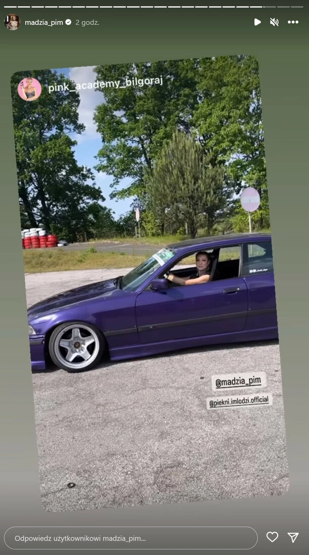 Stało się! Piękni i Młodzi Magdalena Narożna oraz Playboys z nowością: Potężne połączenie w nowym teledysku! Przebiją „Wyśmienicie„?!