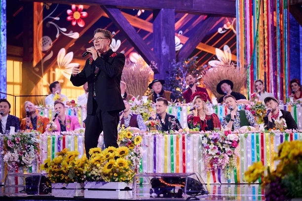 Sylwestrowa gorączka z Disco Polo: Podwójna dawka muzyki na antenach Polo TV i Disco Polo Music! Co oglądać 31 grudnia? 