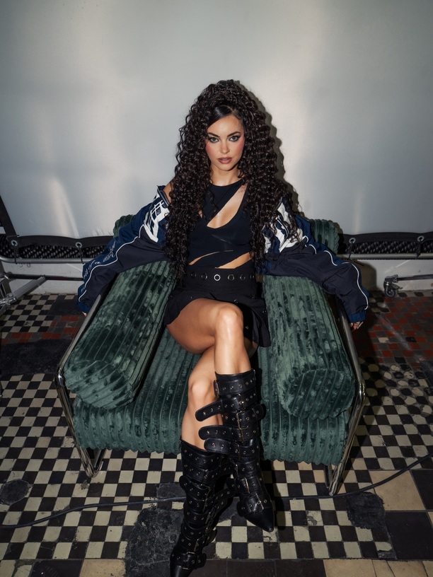 Plik Angelika-zmijewska-Topky-rozpala-internet-2.jpg