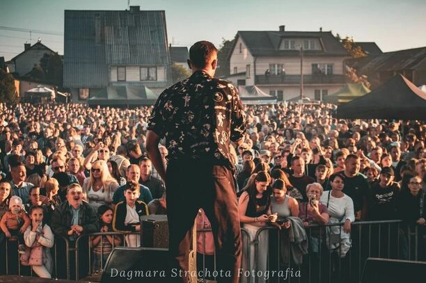 Zenek Martyniuk oraz Maciej Smoliński gwiazdami charytatywnej Imprezy „Gramy Dla Antosia„! Zobaczcie materiał!
