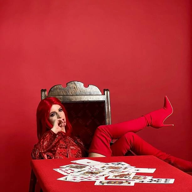 Ogromna metamorfoza znanej gwiazdy disco polo! Artystka wróciła do korzeni?! 