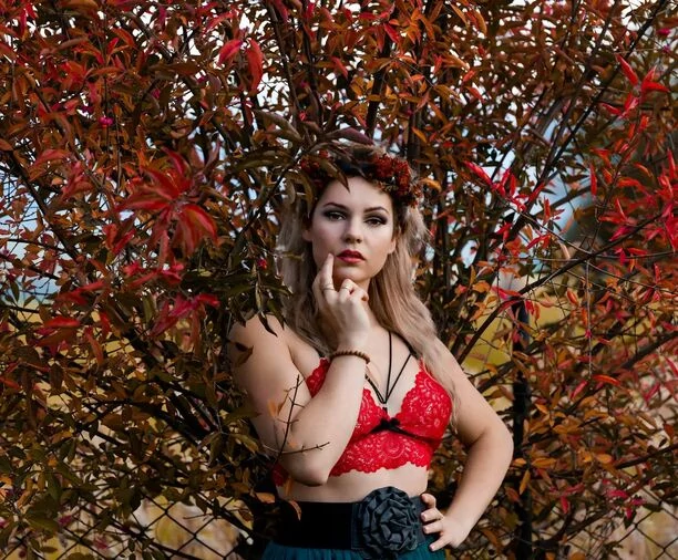 Przepiękna wokalistka disco polo kusi w internecie! Te zdjęcia są naprawdę mega gorące!