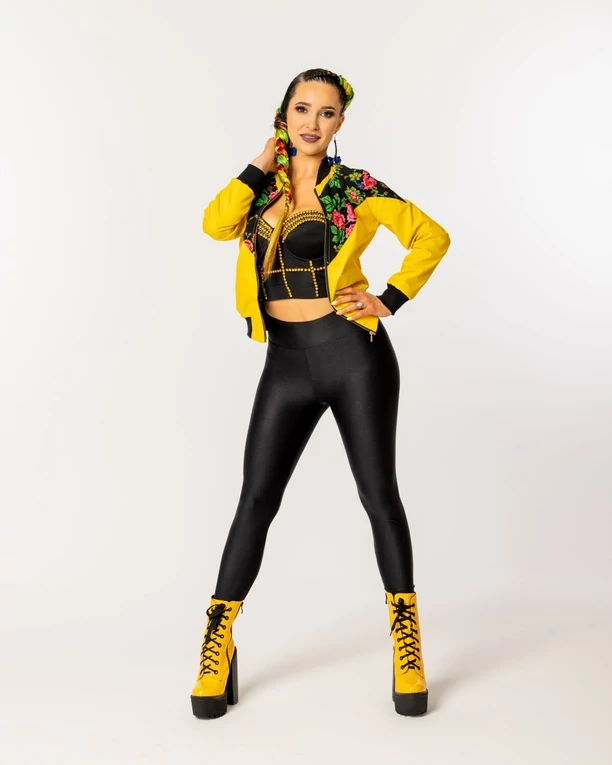 Emilia Sanecka z zespołu Daj to Głośniej w zmysłowej sesji zdjęciowej! To zwiastun nowej produkcji uwielbianych gwiazd disco polo?! 
