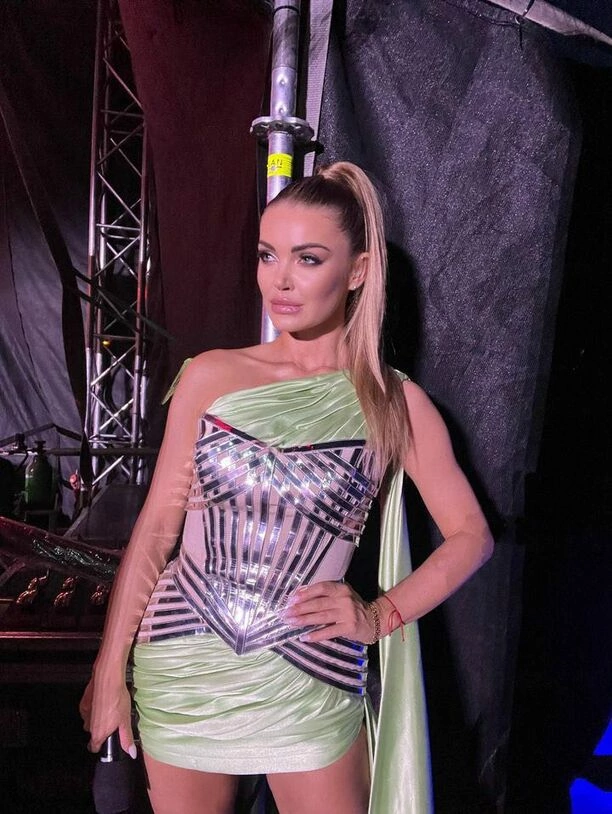 Olśniewająca Edyta Folwarska! Wygląda jak bogini w sukience Dody! Zobaczcie zdjęcie!