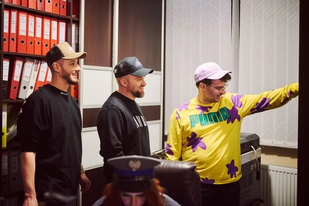 Łobuzy mają ogromne problemy z Policją! Jednego z członków zespołu disco polo zakuto w kajdanki!