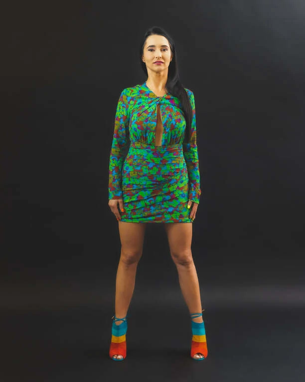 Emilia Sanecka z formacji Daj To Głośniej pozuje bez stanika! Popularna wokalistka disco polo poczuła wiosnę i odsłoniła biust! 