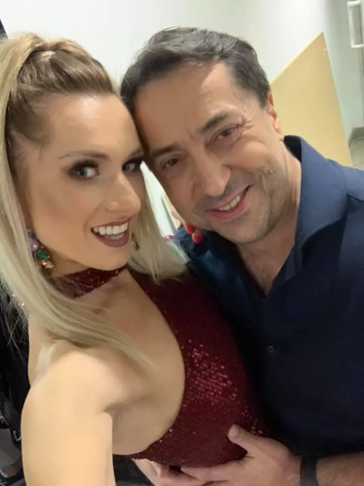 Śliczna wokalistka disco polo wzięła udział w gorącej sesji zdjęciowej! Wygląda jak zagraniczna modelka?! 