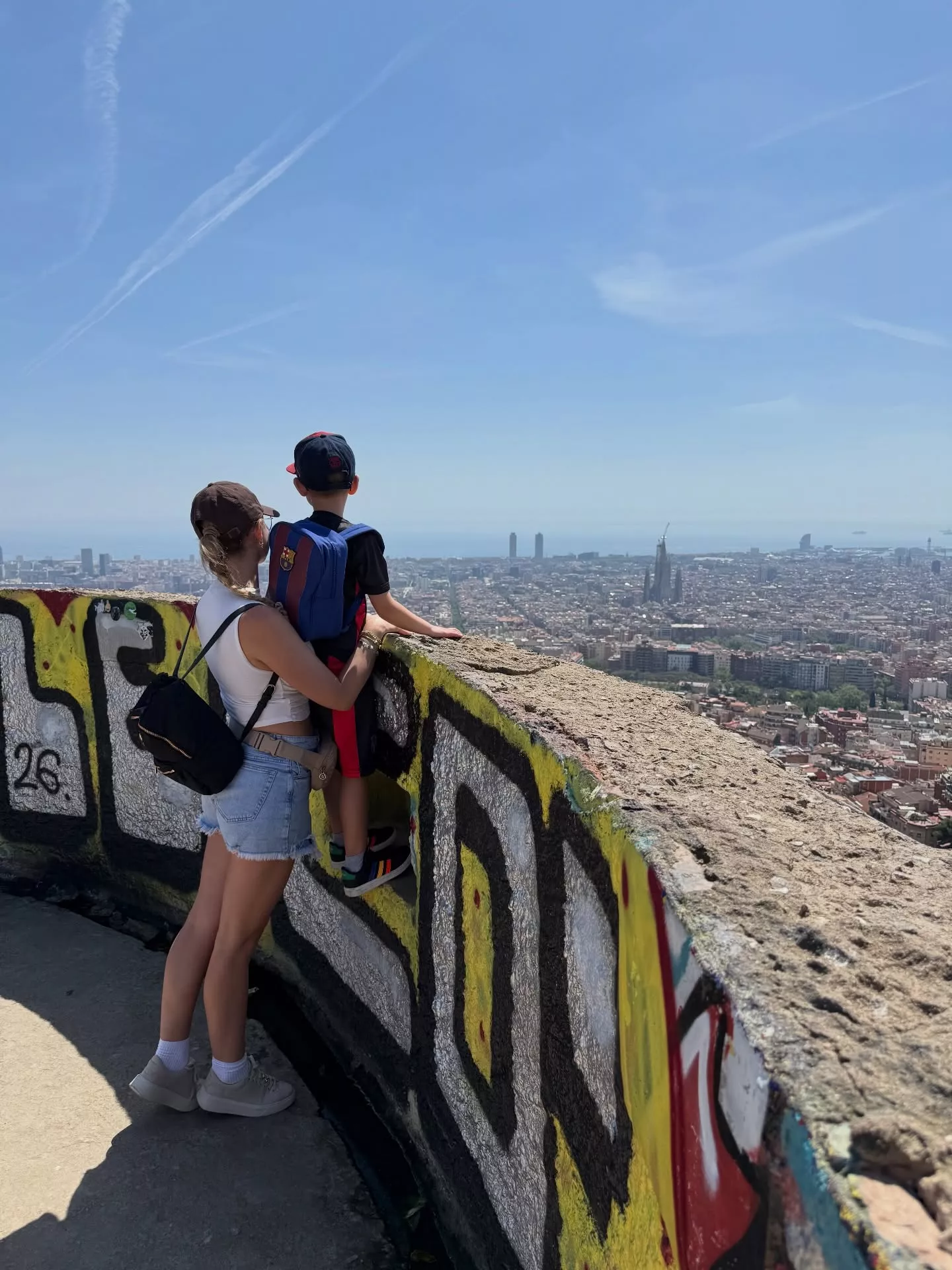 Dorota Pstrągowska z zespołu Mig pokazała męża i synka. Rodzinne kadry z Barcelony