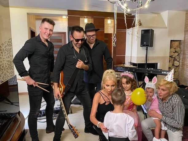 Uwielbiani gwiazdorzy disco polo wystąpili w znanym programie Polsatu! Zespół Mejk rusza na podbój telewizji!