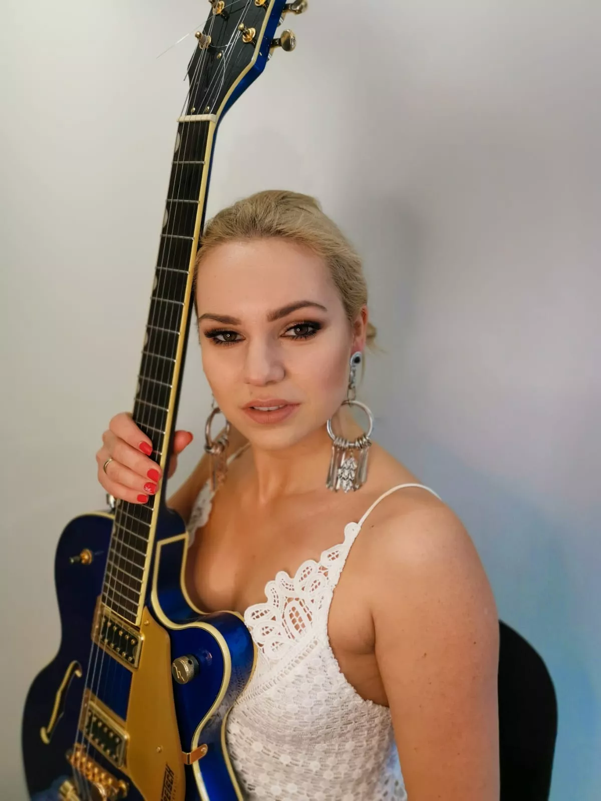 Gorąca sesja gwiazdy disco polo