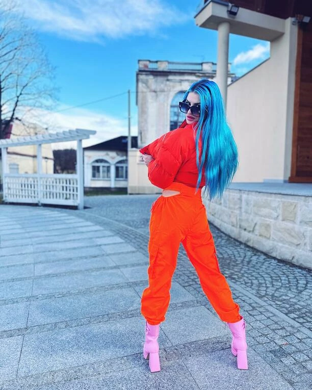 Agbe gwiazdą Instagrama?! Królowa Latino zaskakuje w ognistych barwach! Wygląda cudownie?! | FOTO