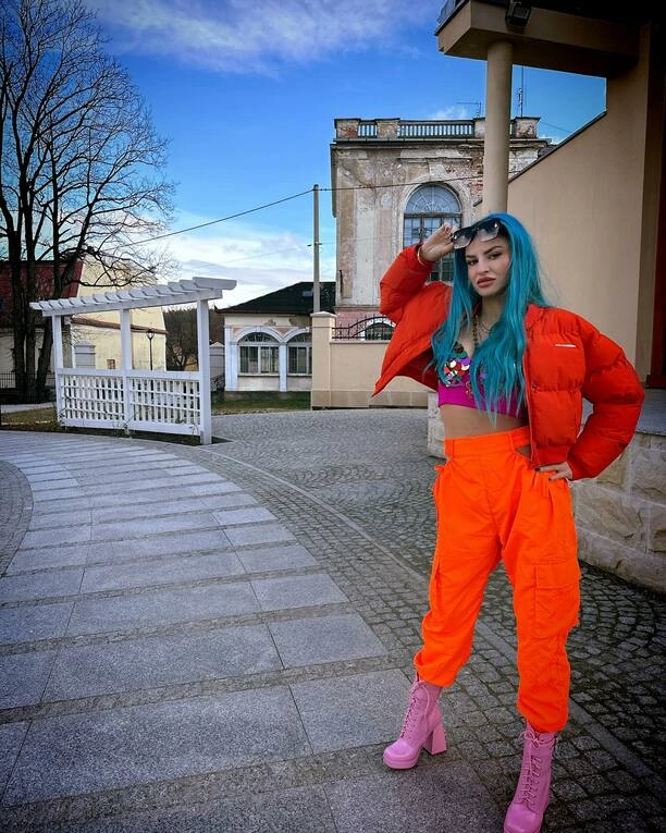 Agbe gwiazdą Instagrama?! Królowa Latino zaskakuje w ognistych barwach! Wygląda cudownie?! | FOTO