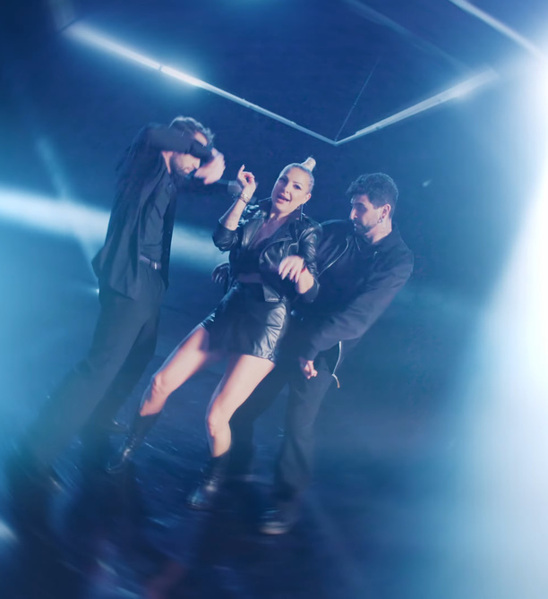 Plik Magda-Narozna-mocno-rozebrana-14.jpg