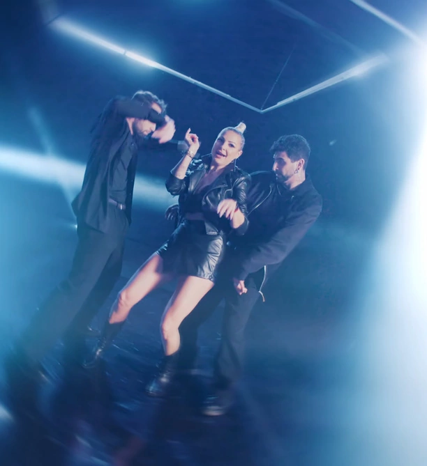 Magda Narożna mocno rozebrana w skórze i koronkach z ogromnym dekoltem! Zobacz HOT fotki! 