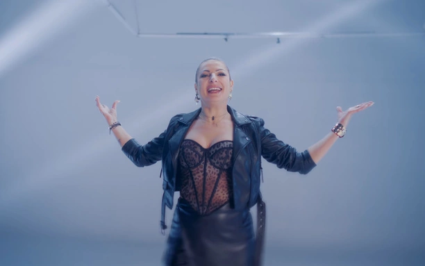 Magda Narożna mocno rozebrana w skórze i koronkach z ogromnym dekoltem! Zobacz HOT fotki! 