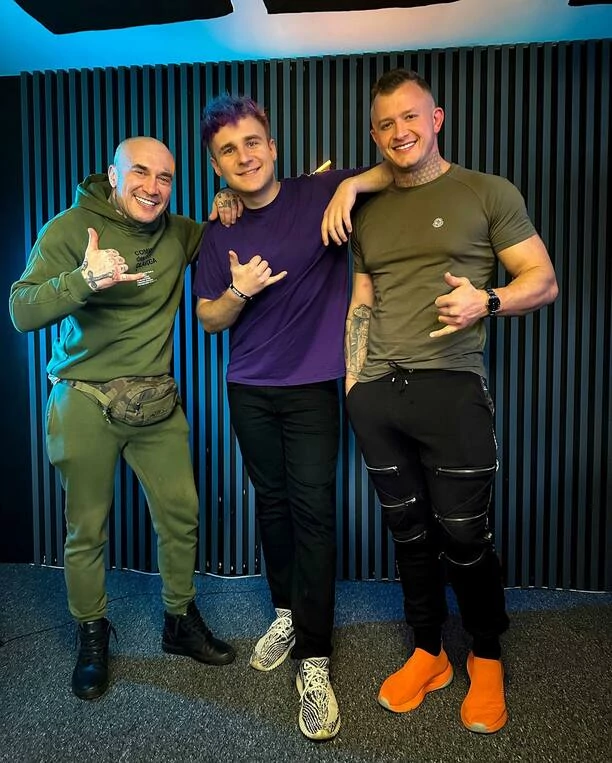 Dawid Narożny - Piękni i Młodzi i Sobota - Połączenie sił w muzyce, której nie spodziewał się nikt! Artyści weszli do studia!