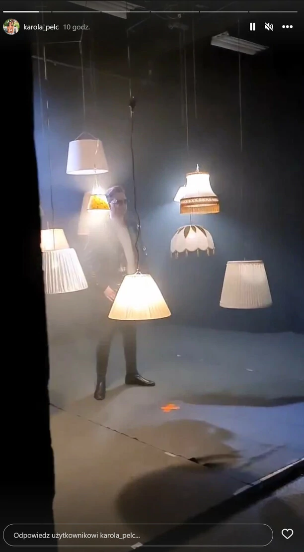 SZOK! MAGDA NAROŻNA Piękni i Młodzi ścięła włosy i przefarbowała je na różowo?! To zdjęcie zdradza wszystko! 