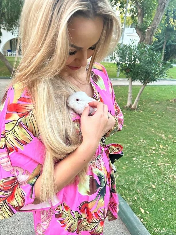 Paula Karpowicz-Zimecka w blasku tureckiego słońca - wakacyjne chwile gwiazdy disco polo

