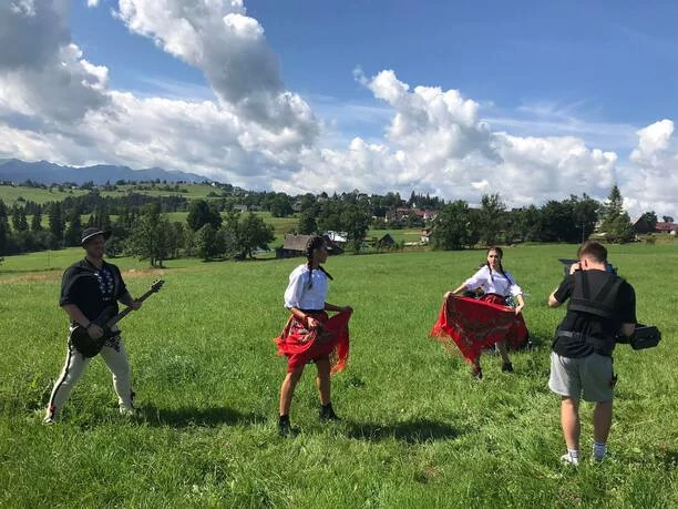 Artysta disco polo został nowym Janosikiem? Ten duet nieźle namiesza w świecie disco polo!