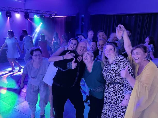 Epicka 50-tka żony wokalisty zespołu Magnum! Niezapomniana impreza z udziałem zespołu Playboys i nie tylko!