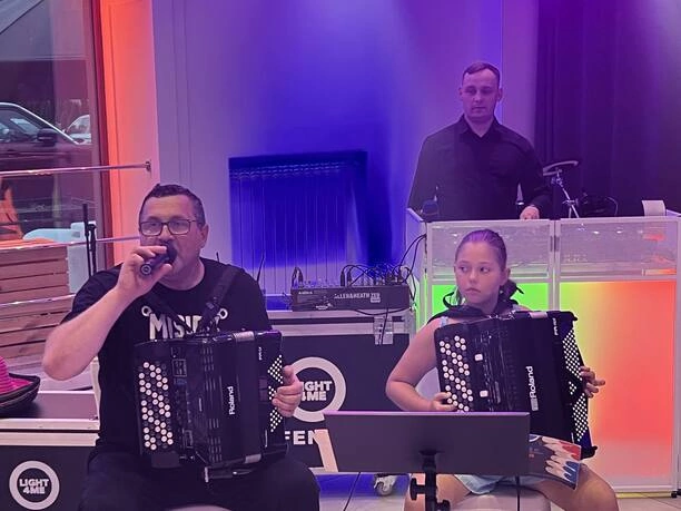 Epicka 50-tka żony wokalisty zespołu Magnum! Niezapomniana impreza z udziałem zespołu Playboys i nie tylko!