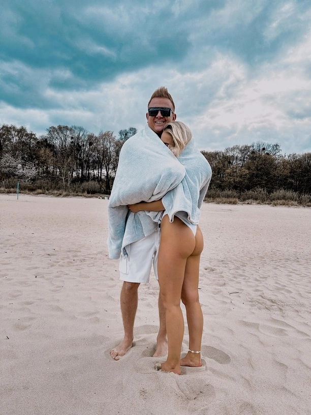 Zapomniany hit DBomb powraca! „Zielony kapelusz„ w nowym teledysku zaskoczy Cię