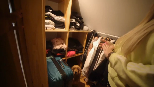 Paula Karpowicz - Topky pokazała swój dom! Śliczna gwiazda disco polo mieszka w drewnianej rezydencji nad jeziorem! [ZDJĘCIA]