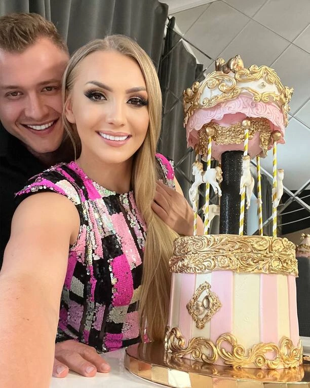 Huczne urodziny Joanny Narożnej - Piękni i Młodzi! Mamy zdjęcia