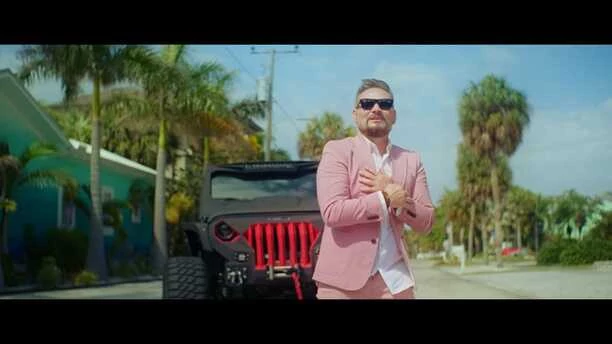 Teledysk disco polo prosto z USA! Valdi szykuje muzyczny sztos!