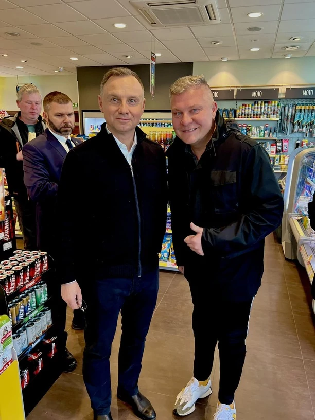 Gwiazdor disco polo Jerzy Szuj Jorrgus razem z prezydentem! Czy Prezydent Andrzej Duda lubi disco polo? 