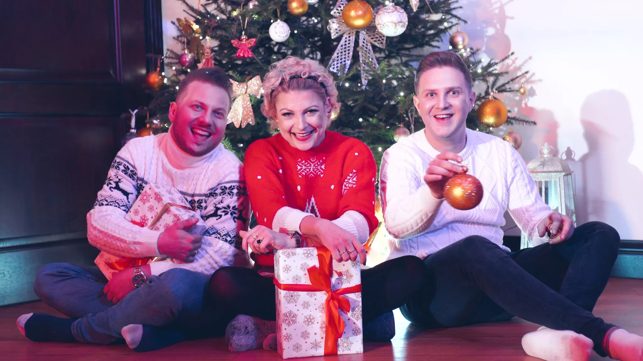 Córka Magdy Narożnej w teledysku zespołu Piękni i Młodzi! Grupa disco polo zaskoczyła nowością! 