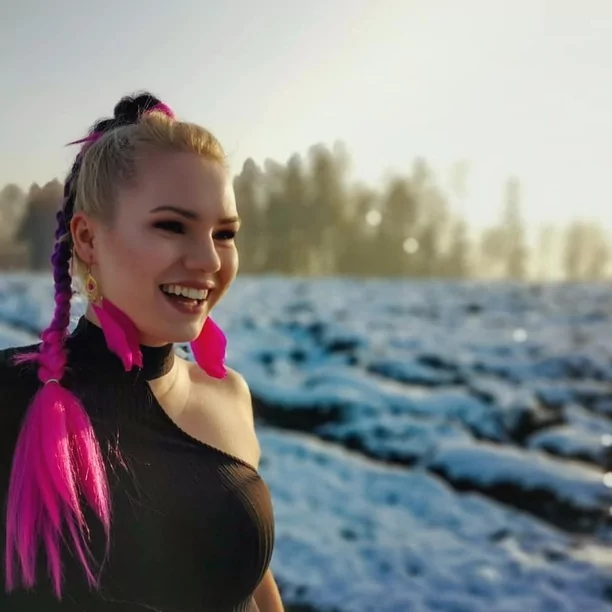 W zimowej scenerii nie brakuje uśmiechu u Sylwii z Weź nie pytaj