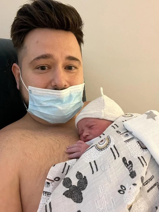 Wzruszający moment w branży disco polo! Piotr i Beata Koczocik zostali rodzicami! Poznajcie małego Filipka!