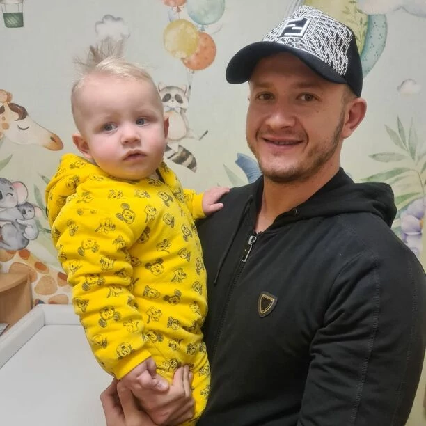 Dawid Narożny wspólnie z żoną dzielą się kolejnym wielkim szczęściem! Radość w rodzinie gwiazdora disco polo! 