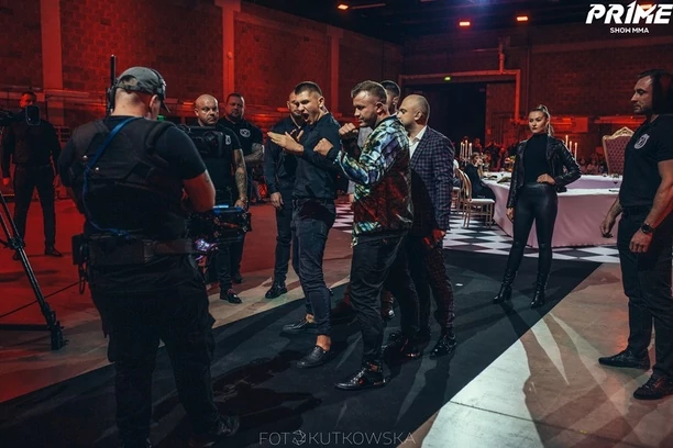 Dawid Narożny wie jak pokonać Medusę podczas walki w Prime MMA Show?! ”Wchodzę i w pierwszej minucie kończę nokautem”!