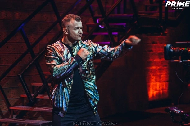 Dawid Narożny wie jak pokonać Medusę podczas walki w Prime MMA Show?! ”Wchodzę i w pierwszej minucie kończę nokautem”!