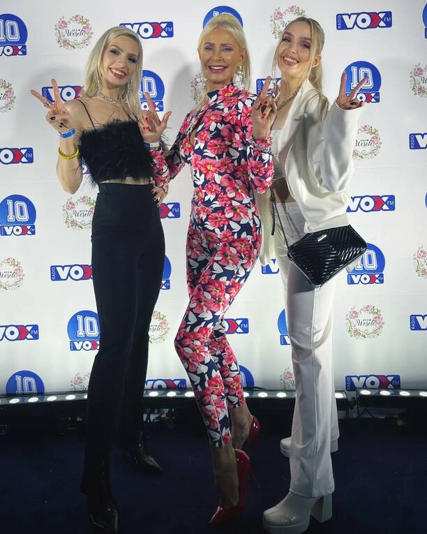 Olśniewająca Natalia Siemieniecka z Top Girls na Urodzinach VOX FM | ZDJĘCIA!