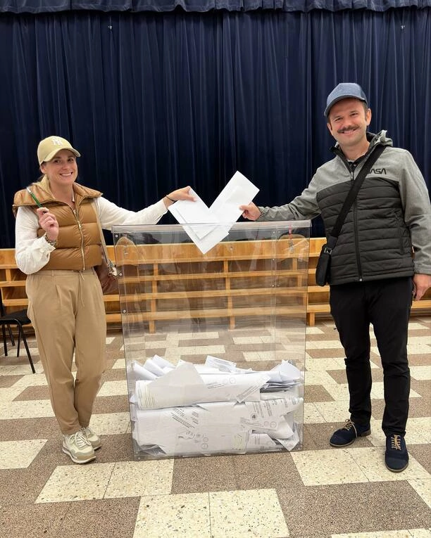 Gwiazdy disco polo na wyborach! Kto już oddał swój głos?!

