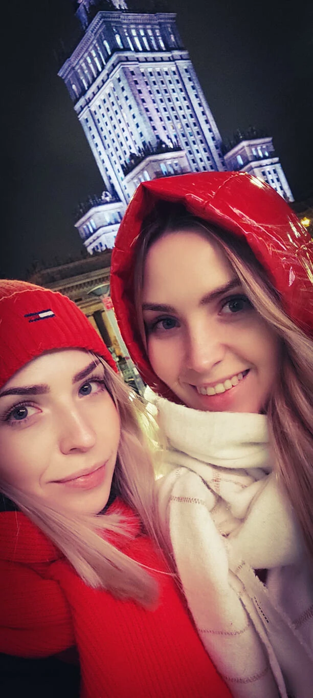 Niesamowite! Popularna wokalistka disco polo Top Girls ma bliźniaczkę! Siostra Natalii również śpiewa! Znacie ją?! 