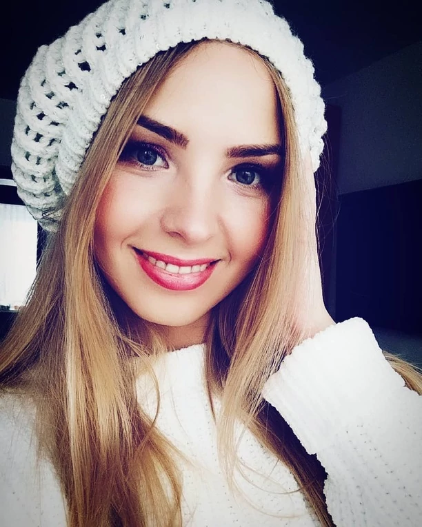 Niesamowite! Popularna wokalistka disco polo Top Girls ma bliźniaczkę! Siostra Natalii również śpiewa! Znacie ją?! 