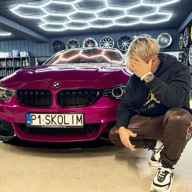 Co za fura! Skolim pochwalił się BMW i to w jakim kolorze! Wygląda przepięknie!