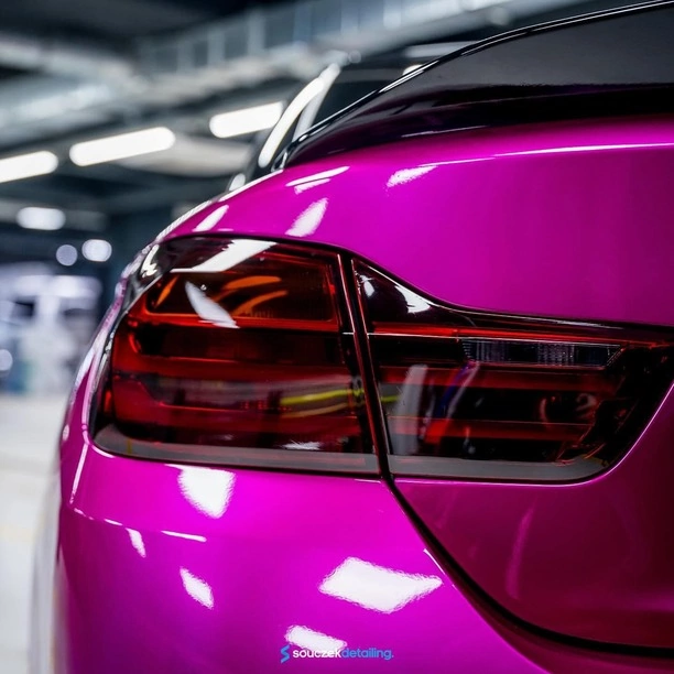 Co za fura! Skolim pochwalił się BMW i to w jakim kolorze! Wygląda przepięknie!