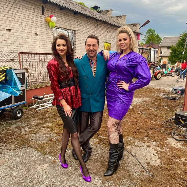 Marcin Miller Boys w objęciach znanych wokalistek disco polo! Wiemy co kryje się za tymi uściskami! 