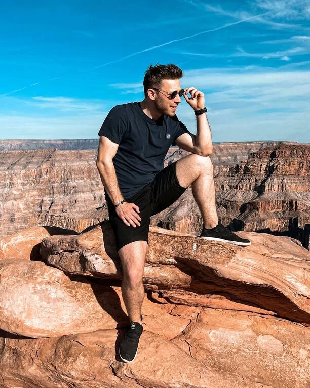 Disco polo na światowym poziomie?! Paweł Jasionowski Masters nakręcił  teledysk na Florydzie! Dotarł nawet do Hollywood!