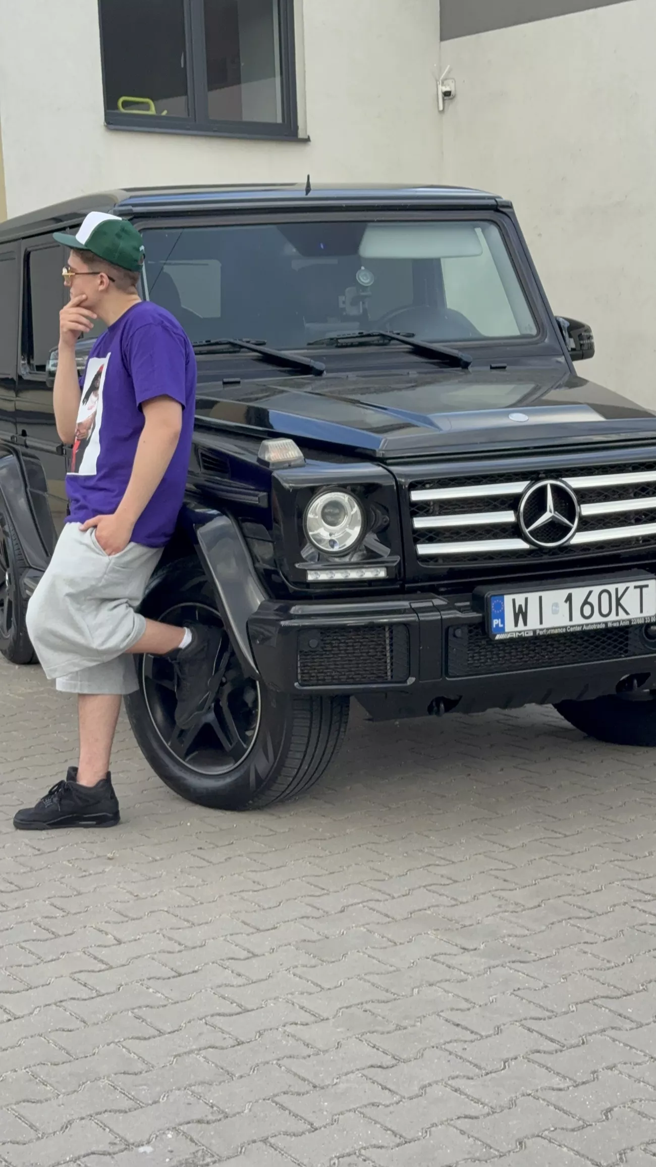 MAXone ma 21 lat i jeździ Mercedesem klasy G. Tyle kosztuje fura młodej gwiazdy disco polo