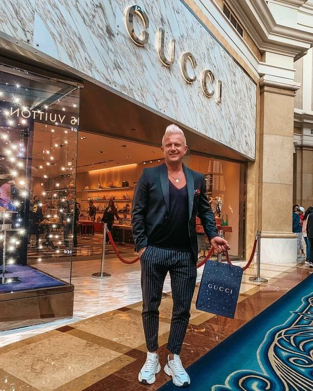 Bartek Padyasek to najlepiej ubrany artysta disco polo?! Król stylu wśród artystów disco polo| ZDJĘCIA