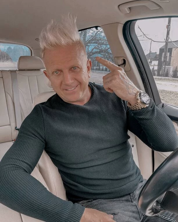 Bartek Padyasek to najlepiej ubrany artysta disco polo?! Król stylu wśród artystów disco polo| ZDJĘCIA