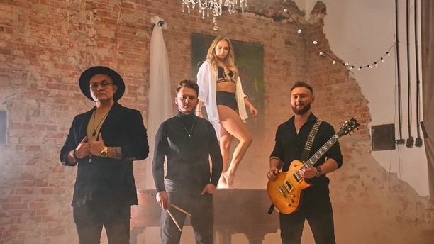 Nokaut i Ich emocjonalna premiera: ”Dla Ciebie”! To będzie hit wesel na pierwszy taniec!