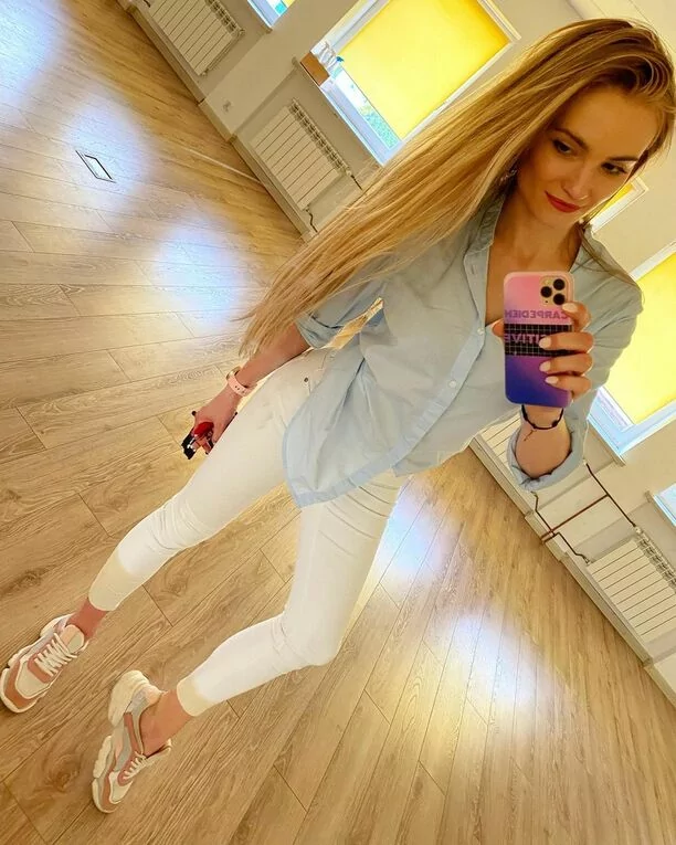 HOT! Wokalistka disco polo grupy Energy Girls zachwyca swoją figurą! To najlepsze ciało w branży muzyki tanecznej?